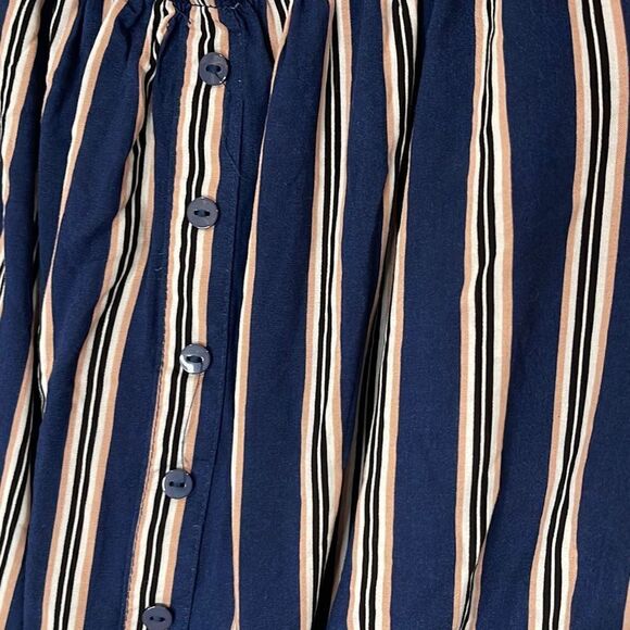 Urban Heritage Rayon Crop Top. Size Small. Navy striped. - Picture 2 of 8